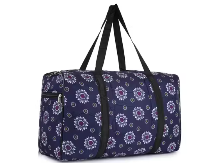 Large capacity stylish trendy travel & gym bag/Women's weekend bag
